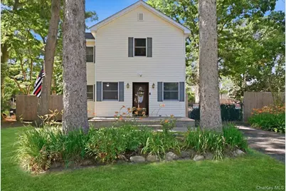 12 Thorne Street, Ronkonkoma, NY 11779 - Photo 3