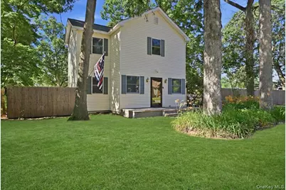 12 Thorne Street, Ronkonkoma, NY 11779 - Photo 1