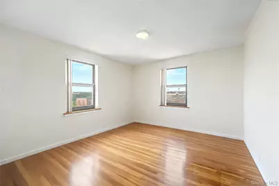 25-34 Union Street #6E, Flushing, NY 11354 - Photo 17