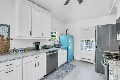 135 Noyack Avenue, Sag Harbor, NY 11963 - Photo 15