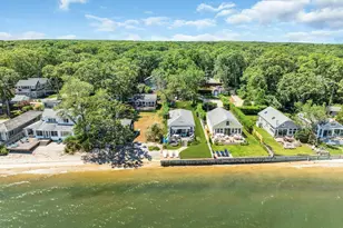 135 Noyack Ave, Sag Harbor, NY 11963 - Photo 27
