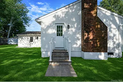 18 Joyce Drive, Riverhead, NY 11901 - Photo 7