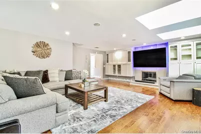 2775 Barbara Road, Bellmore, NY 11710 - Photo 5