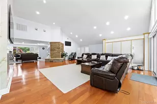 249 Glen Cove Rd, Old Westbury, NY 11568 - Photo 9