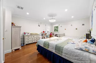 249 Glen Cove Rd, Old Westbury, NY 11568 - Photo 21