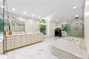 249 Glen Cove Rd, Old Westbury, NY 11568 - Photo 19