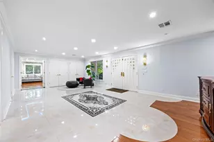 249 Glen Cove Rd, Old Westbury, NY 11568 - Photo 5