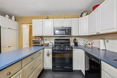 3 W Lawrence Park Drive #3, Piermont, NY 10968 - Photo 13