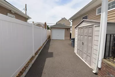2698 Rosebud Avenue, Merrick, NY 11566 - Photo 3