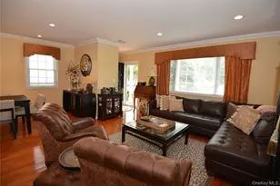 2698 Rosebud Ave, Merrick, NY 11566 - Photo 7