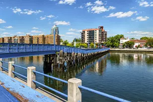 2550 E 11th St, Brooklyn, NY 11235 - Photo 5