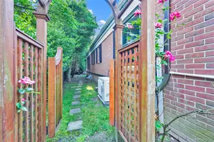 1-05 Park Ln, Douglaston, NY 11363 - Photo 37