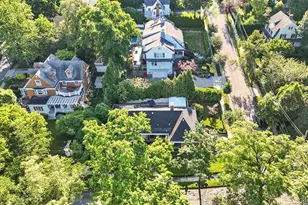 1-05 Park Ln, Douglaston, NY 11363 - Photo 47