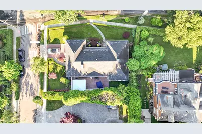 105 Park Lane, Douglaston, NY 11363 - Photo 45