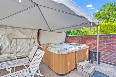 105 Park Lane, Douglaston, NY 11363 - Photo 41