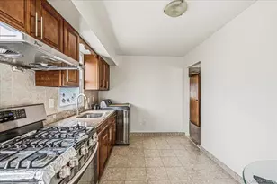 161-33 92nd St, Howard Beach, NY 11414 - Photo 23