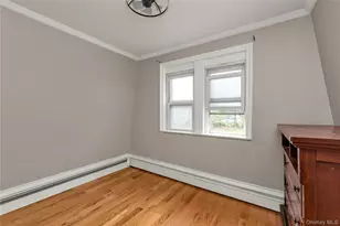 15 St Johns Pl, West Babylon, NY 11704 - Photo 9