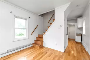 15 St Johns Pl, West Babylon, NY 11704 - Photo 5