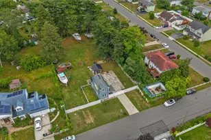 15 St Johns Pl, West Babylon, NY 11704 - Photo 17
