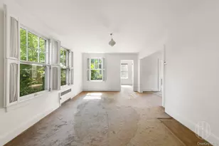 12 Carolina Rd, Douglaston, NY 11362 - Photo 11