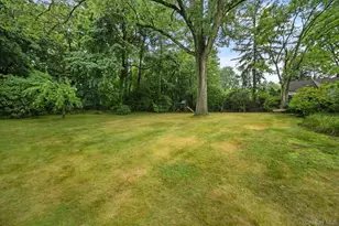98 Brookby Rd, Scarsdale, NY 10583 - Photo 31