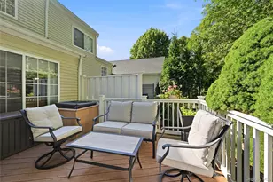 129 Farm House Ct, Manorville, NY 11949 - Photo 31