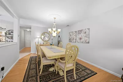 129 Farm House Court #129, Manorville, NY 11949 - Photo 11