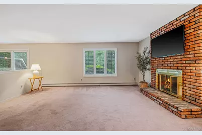 3 Liberty Lane, Miller Place, NY 11764 - Photo 7