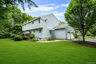 3 Liberty Ln, Miller Place, NY 11764 - Photo 3