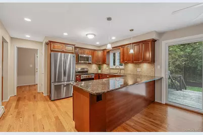 3 Liberty Lane, Miller Place, NY 11764 - Photo 11