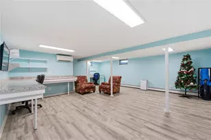 308 S Oyster Bay Rd, Syosset, NY 11791 - Photo 27