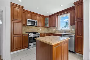 84 Page Ave, Yonkers, NY 10704 - Photo 5