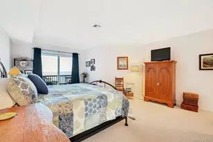 215 Fox Hill Dr, Calverton, NY 11933 - Photo 9