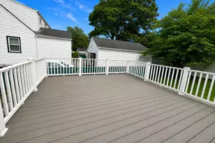 541 N Indiana Ave, Lindenhurst, NY 11757 - Photo 21