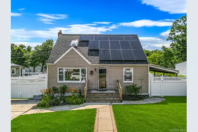 14 Sylvan Street, Bay Shore, NY 11706 - Photo 1