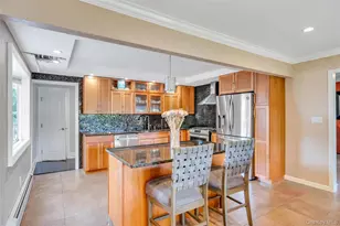 11 Ann Ct, North Babylon, NY 11703 - Photo 7