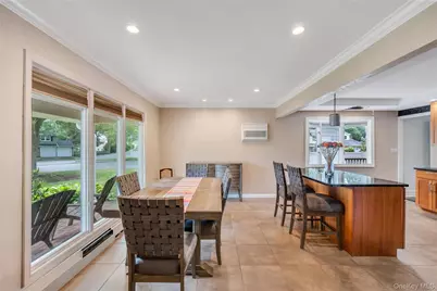 11 Ann Court, North Babylon, NY 11703 - Photo 5