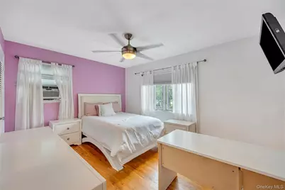 11 Ann Court, North Babylon, NY 11703 - Photo 21