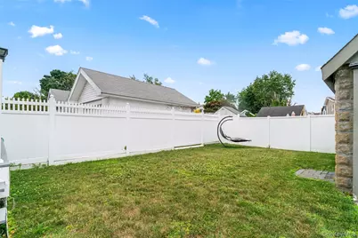 18906 122nd Avenue, Springfield Gardens, NY 11413 - Photo 39