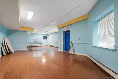 221 Beach 80th Street #1G, Far Rockaway, NY 11693 - Photo 15