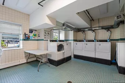 221 Beach 80th Street #1G, Far Rockaway, NY 11693 - Photo 15