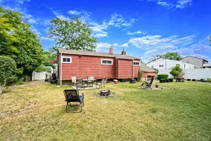 180 Whitetail Ln, Central Islip, NY 11722 - Photo 19