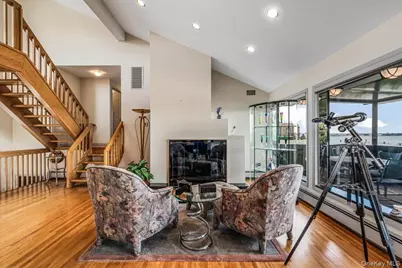 15443 Riverside Drive, Whitestone, NY 11357 - Photo 9