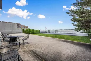 154-43 Riverside Dr, Whitestone, NY 11357 - Photo 33