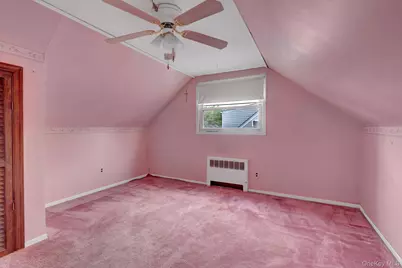 69 Greenwood Drive, North Babylon, NY 11703 - Photo 19