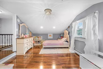 35 Washington Heights Street, Selden, NY 11784 - Photo 15