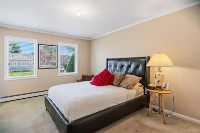 678 Carlyle Avenue, Franklin Square, NY 11010 - Photo 15