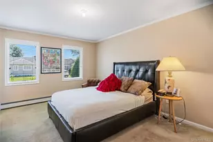 678 Carlyle Ave, Franklin Square, NY 11010 - Photo 15
