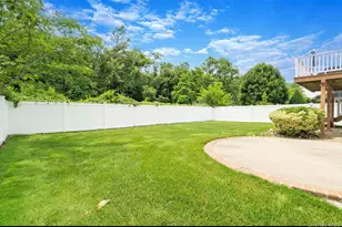 3824 Illona Ln, Oceanside, NY 11572 - Photo 21