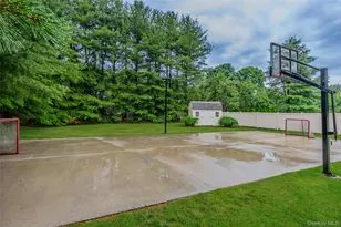 56 Sage Hollow Ct, Dix Hills, NY 11746 - Photo 41